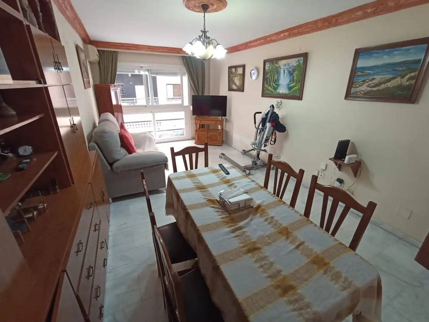 Menjador de Pis en venda en Estepona amb Aire condicionat, Calefacció i Moblat