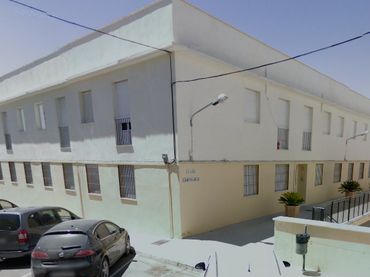 Local comercial en venta en CL CLARA CAMPOAMOR 9