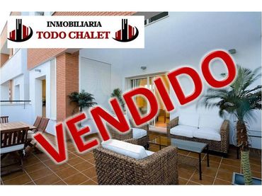 Apartament amb piscina en venda a Avenida Ciudad de Cádiz