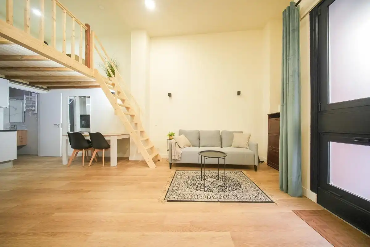 Sala d'estar de Loft en venda en Madrid amb Aire condicionat, Calefacció i Moblat