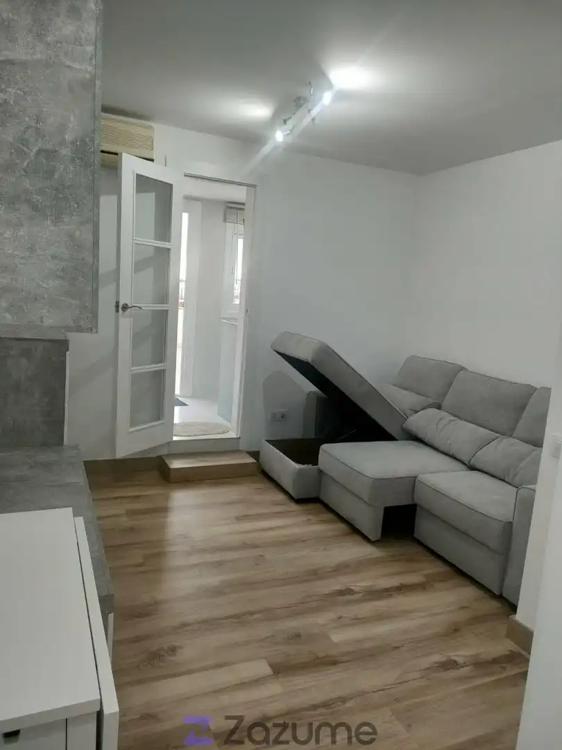 Living room of Attic for rent in Sant Boi de Llobregat  with Air Conditioner, Heating and Parquet flooring