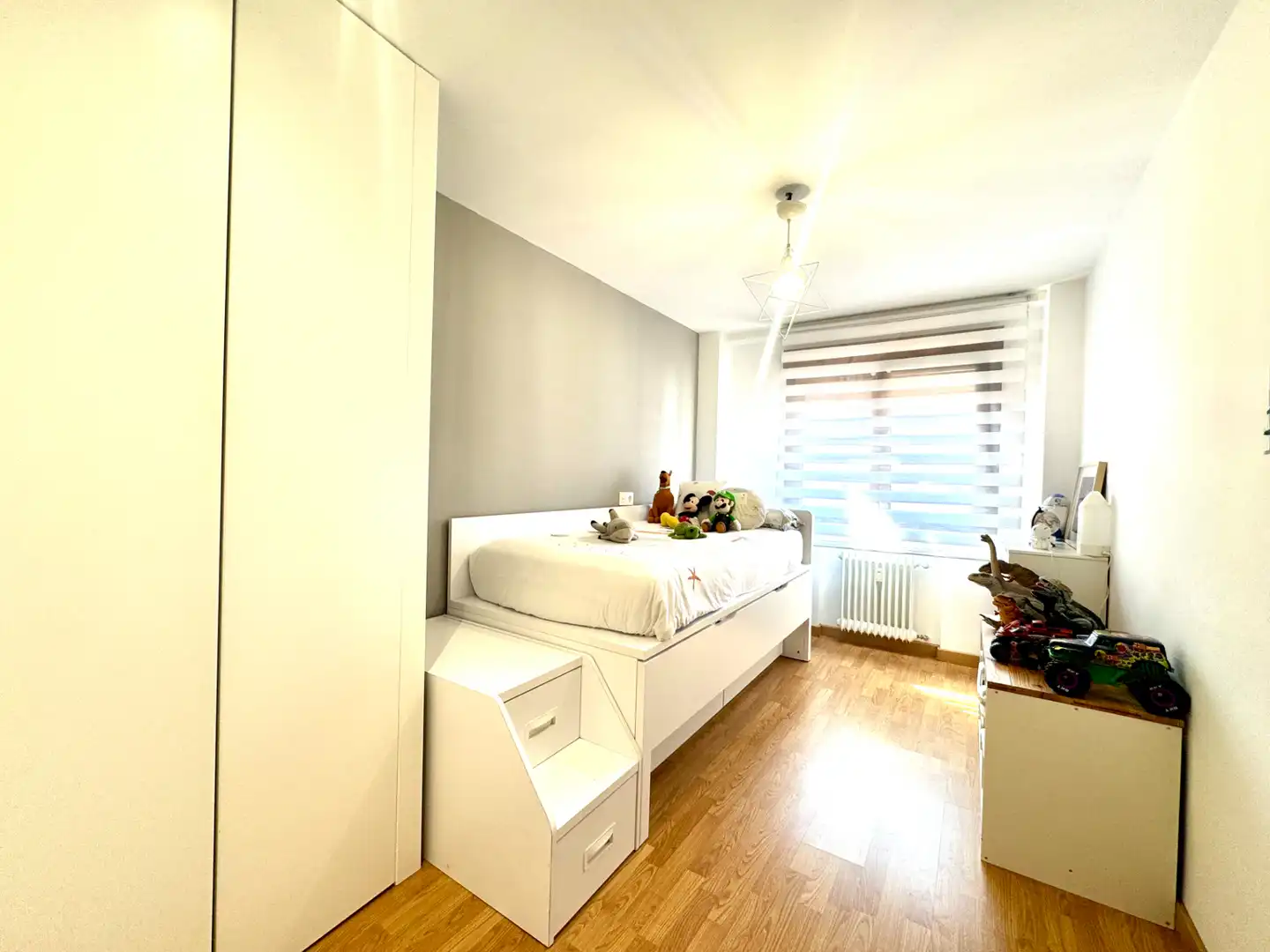 Habitación de Piso en venta en Gijón  con Calefacción, Parquet y Horno