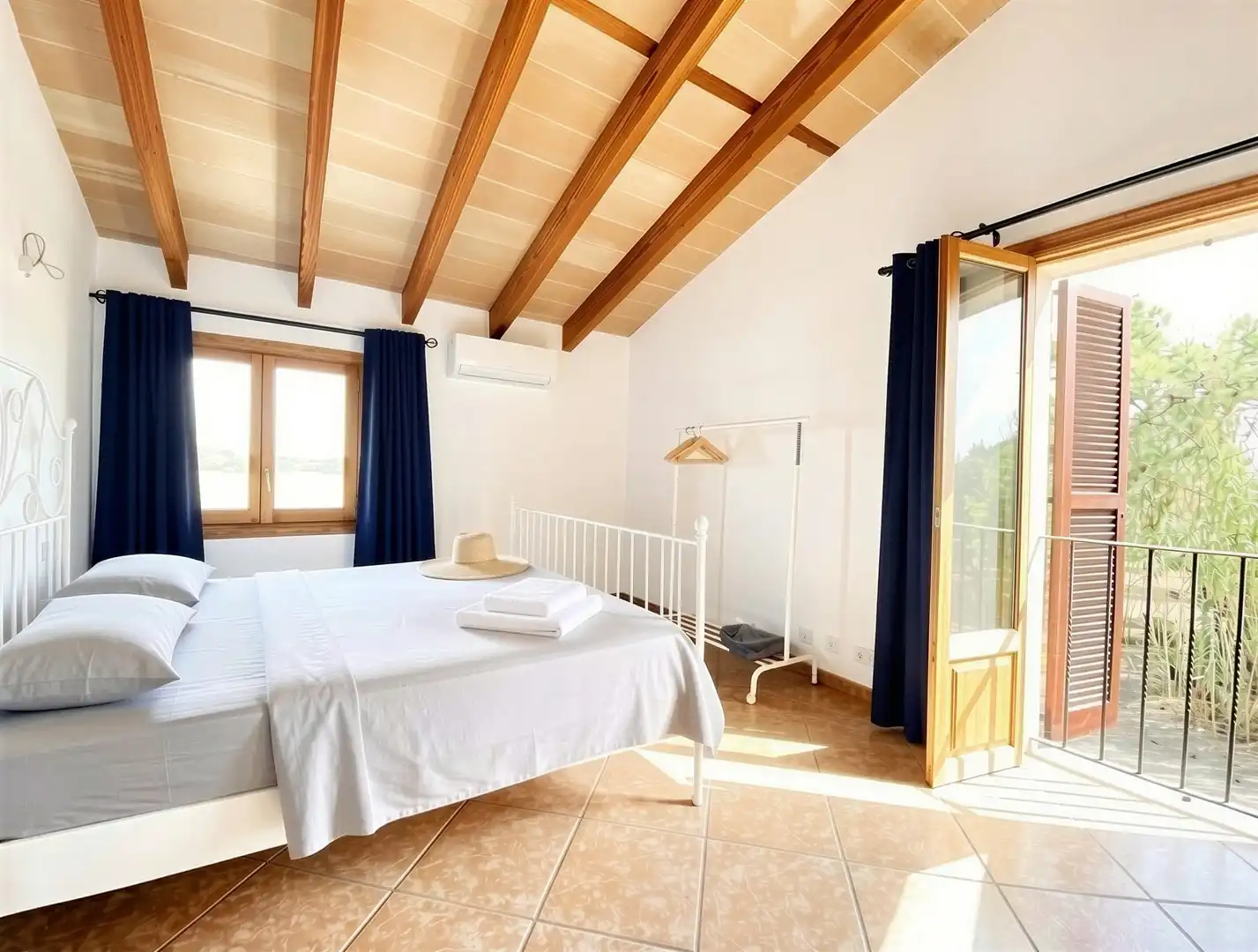 Habitación de Casa o chalet de alquiler en Campos con Aire acondicionado, Terraza y Trastero