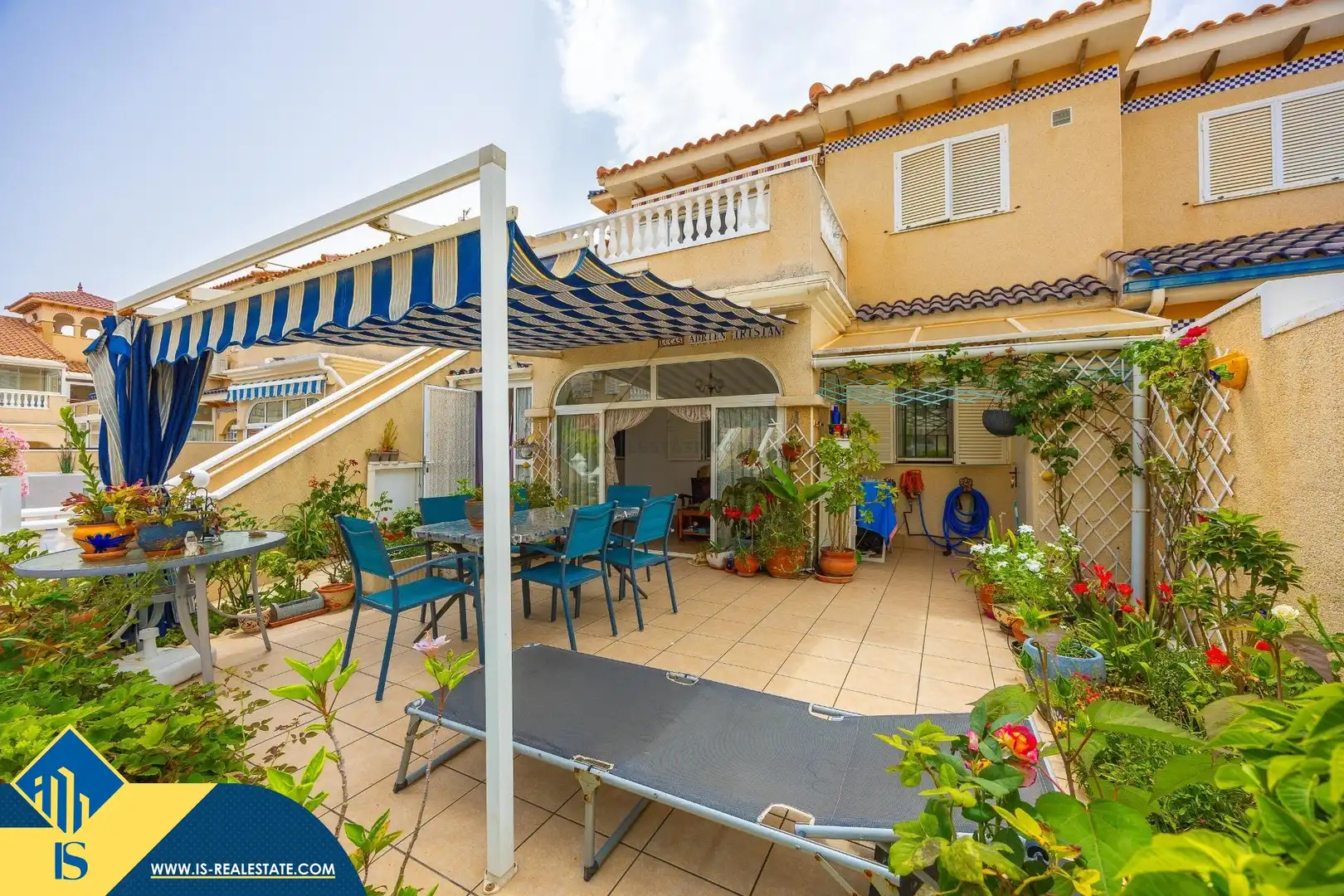 Bungalow amb piscina en venda a Orihuela Costa