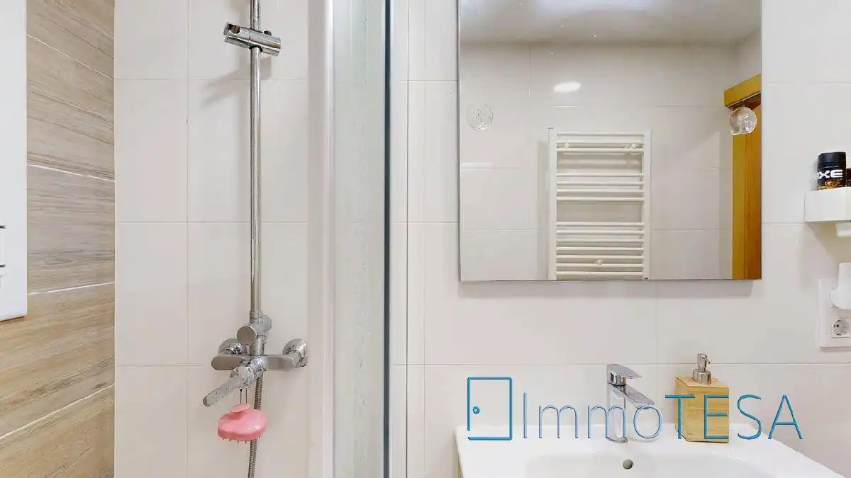 Badezimmer von Wohnung zum Verkauf in Barberà del Vallès mit Heizung