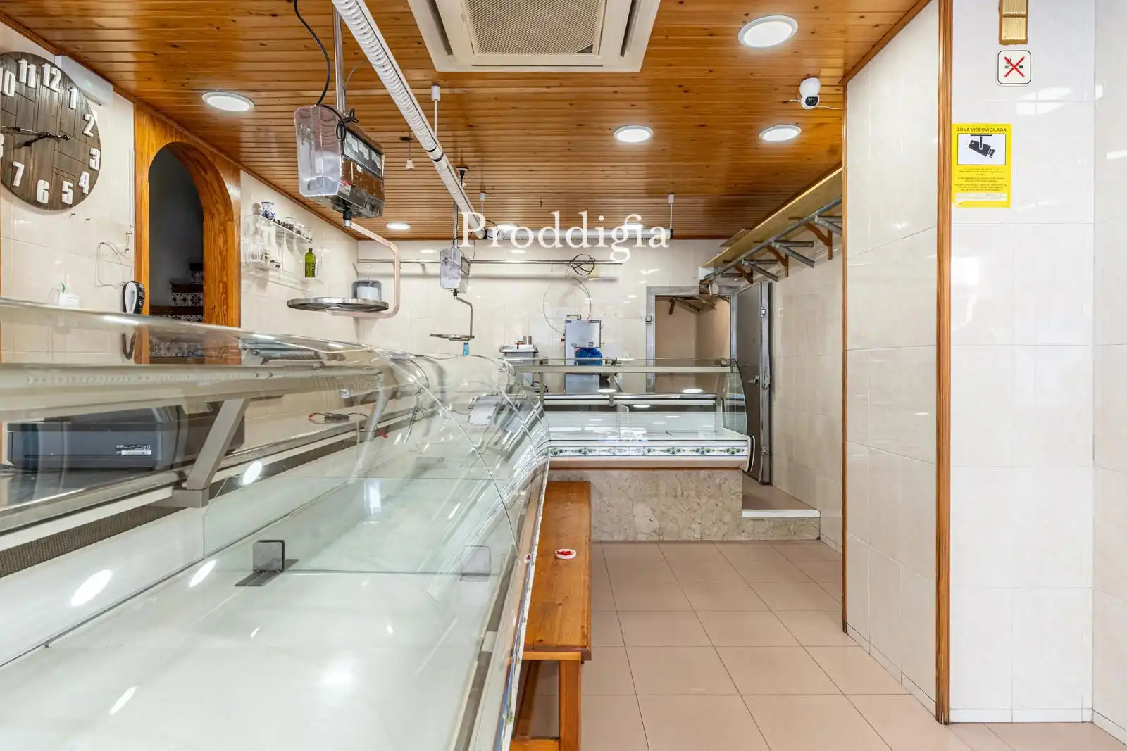 Local en venta en Sant Cugat del Vallès con Aire acondicionado