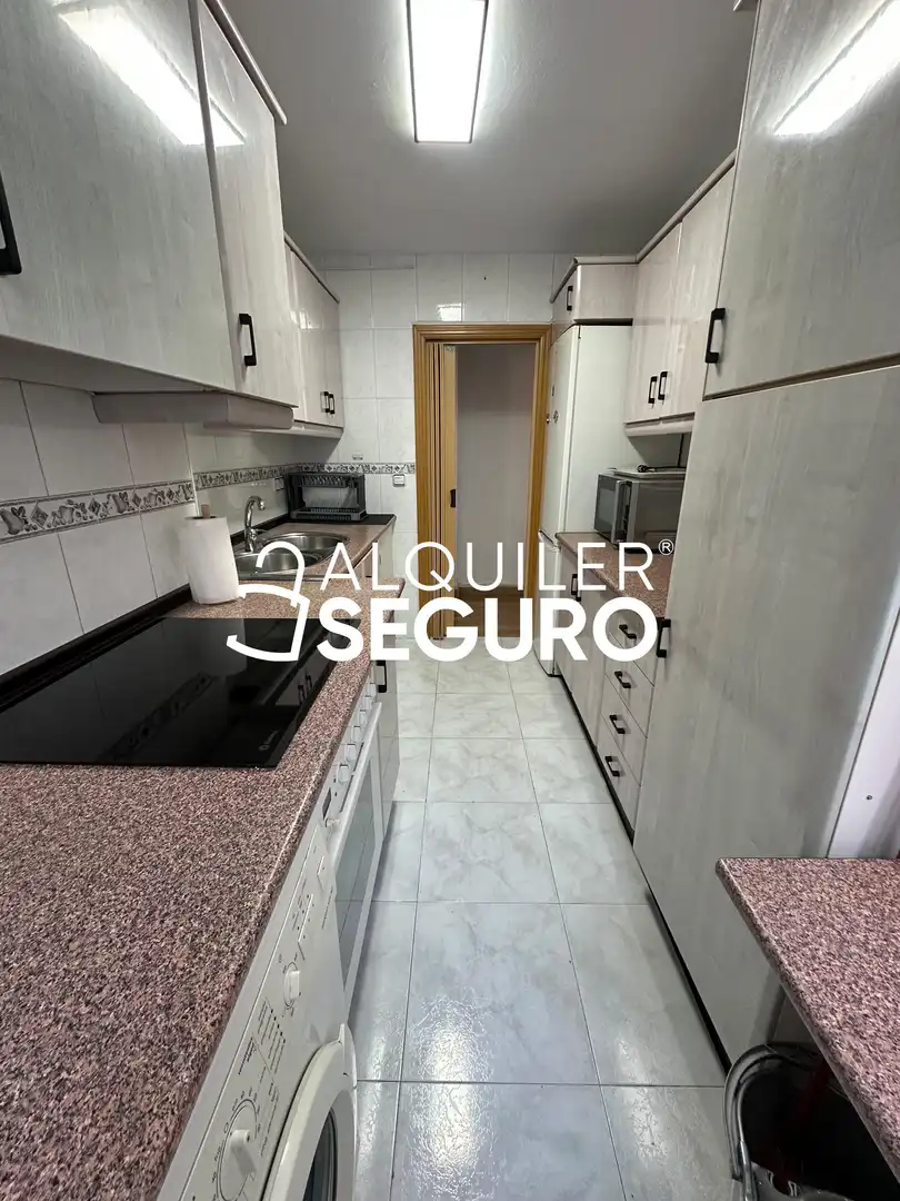 Küche von Wohnung zur Miete in Málaga mit Klimaanlage und Möbliert