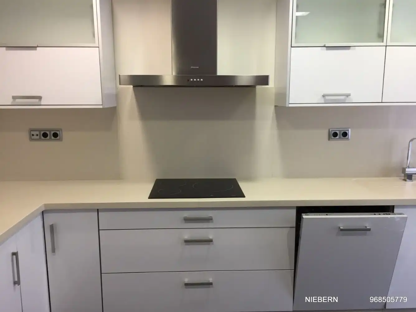 Cocina de Piso de alquiler en Cartagena con Aire acondicionado, Parquet y Amueblado