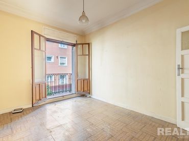 Piso con ascensor en venta en Calle Calle Antonio Toledano