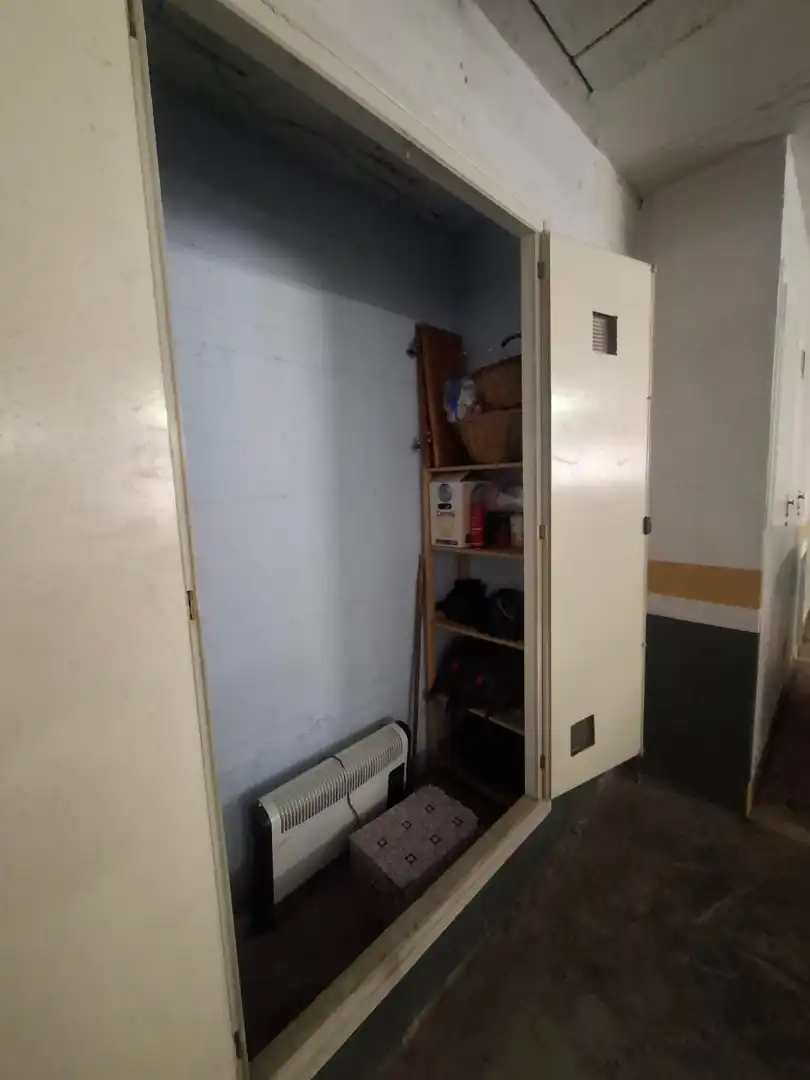 Flat for sale in Setcases  with Furnished