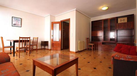 Foto 2 de Pis en venda a Utiel, Valencia