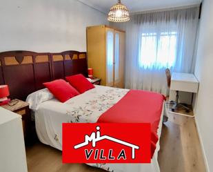 Bedroom of Flat to rent in Laredo  with Terrace and Furnished