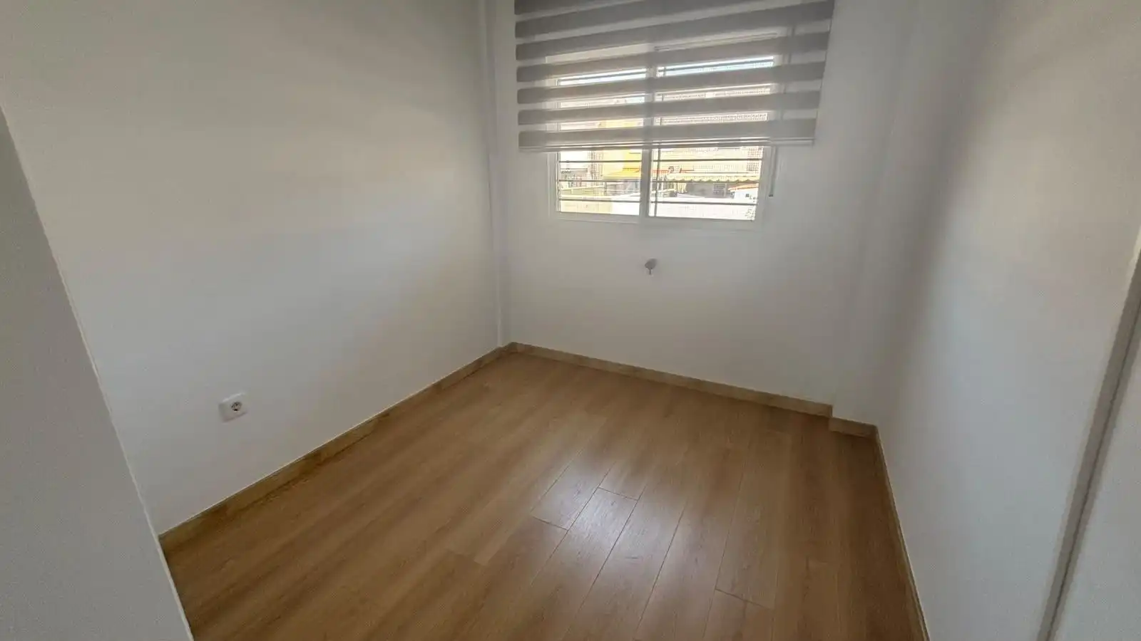 Dormitori de Casa adosada en venda en Huévar del Aljarafe amb Aire condicionat, Traster i Alarma