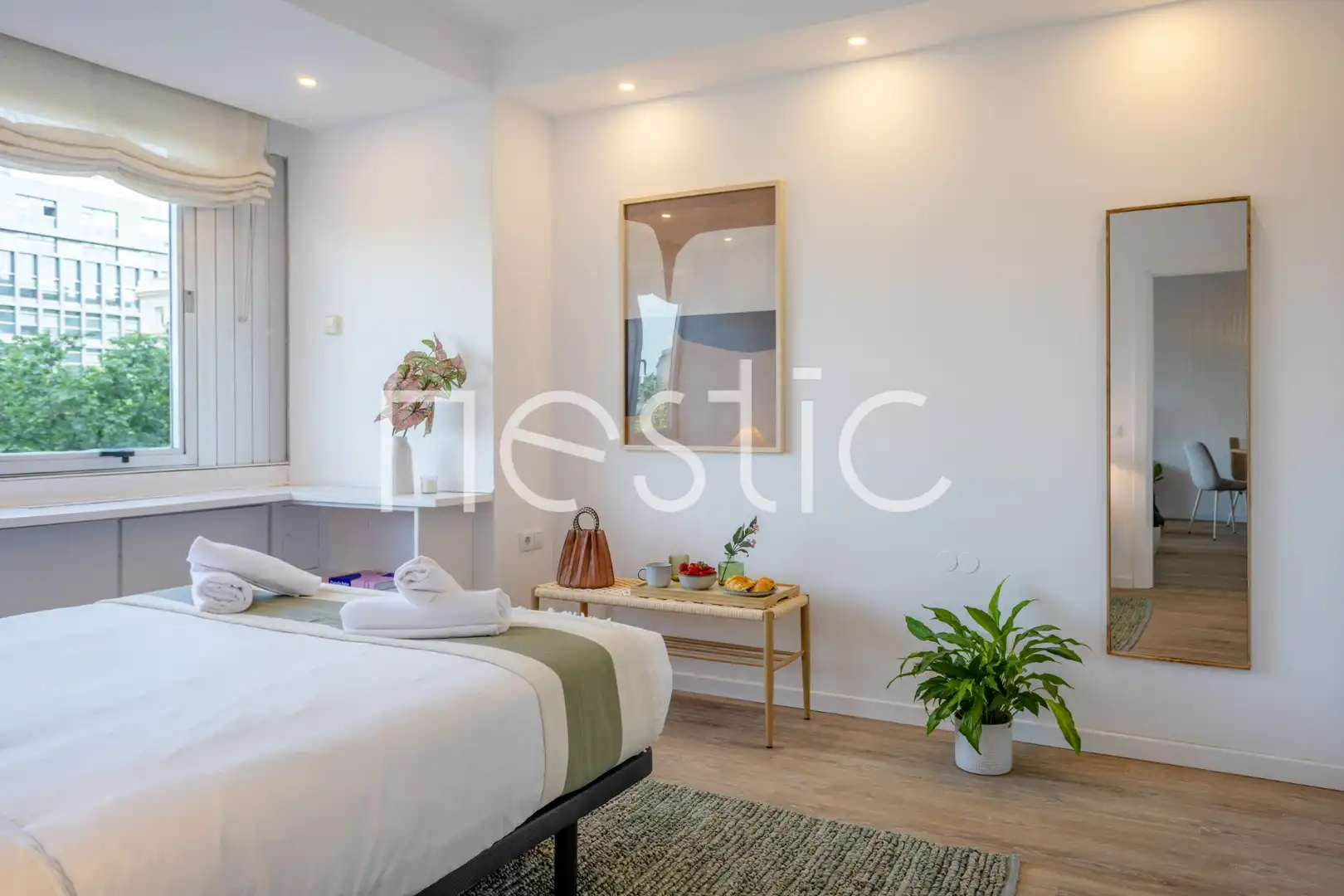 Habitación de Apartamento de alquiler en Madrid con Aire acondicionado, Calefacción y Amueblado