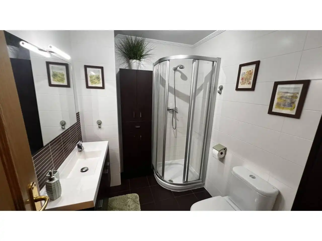 Badezimmer von Wohnung zum Verkauf in Medina de Pomar mit Heizung, Abstellraum und Möbliert