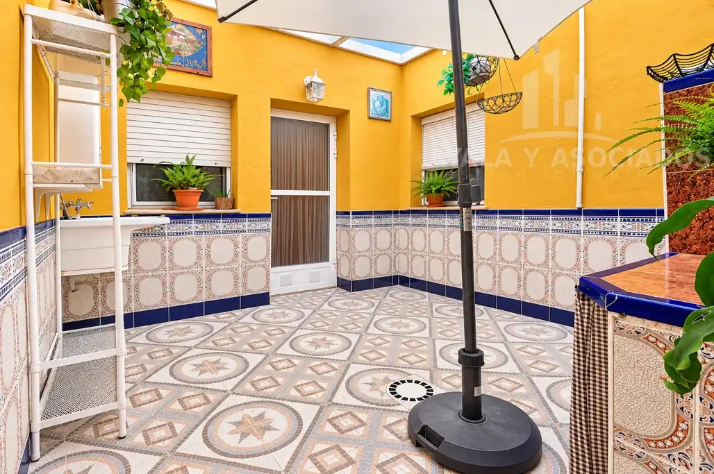 Casa aparellada amb jardí en venda a Cartagena ciudad, imagen 11
