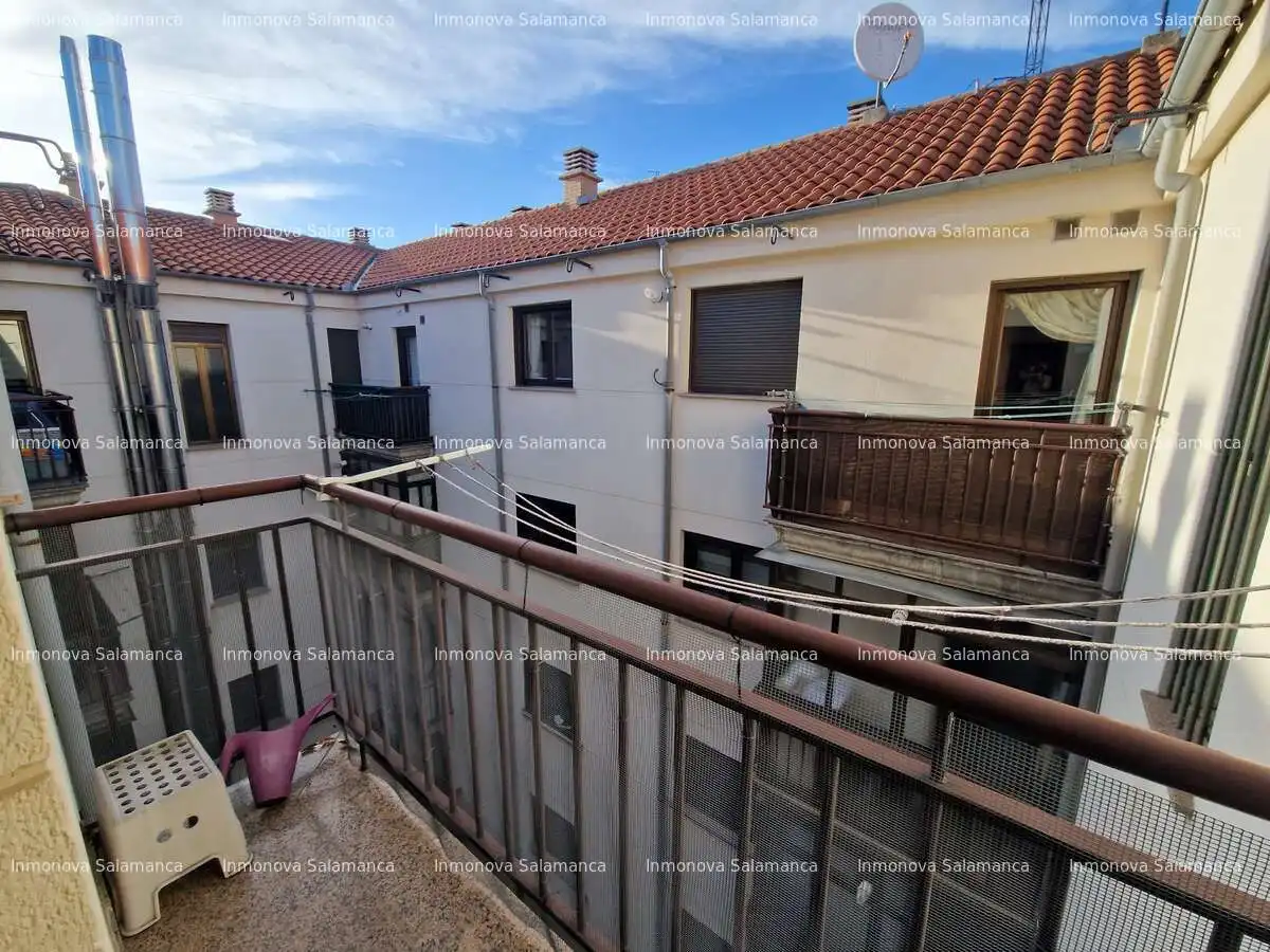 Terrasse von Dachboden zur Miete in Salamanca mit Heizung, Terrasse und Möbliert