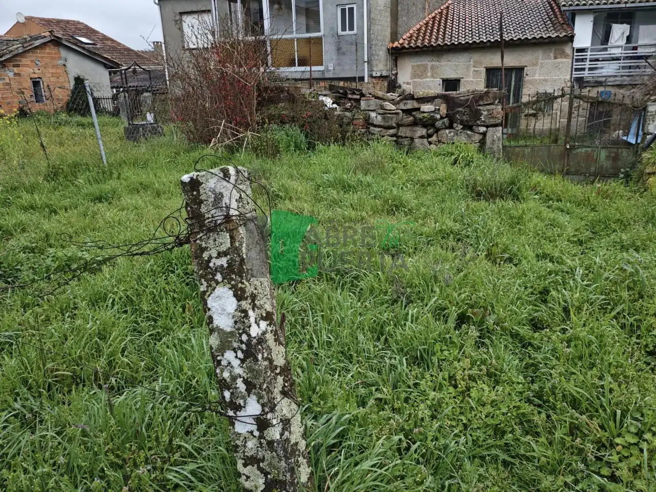 Houses for sale in Ourense Capital   with Private garden