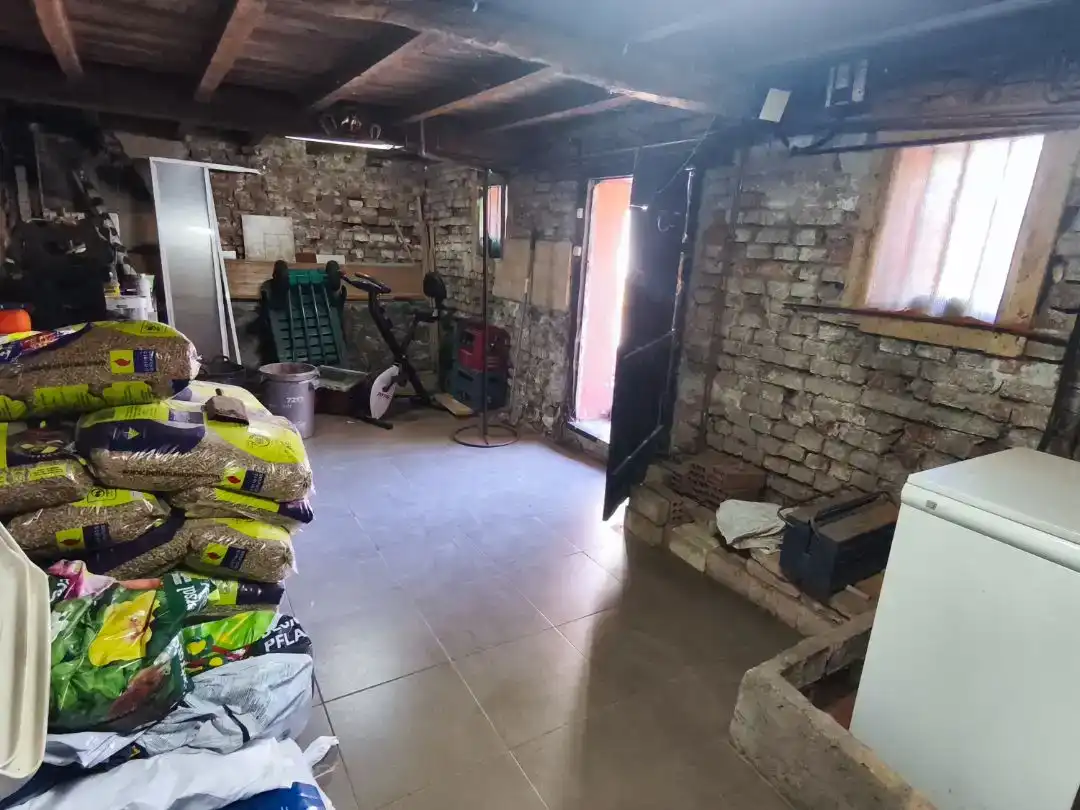 Casa adosada en venda en Langreo amb Jardí privat, Traster i Moblat