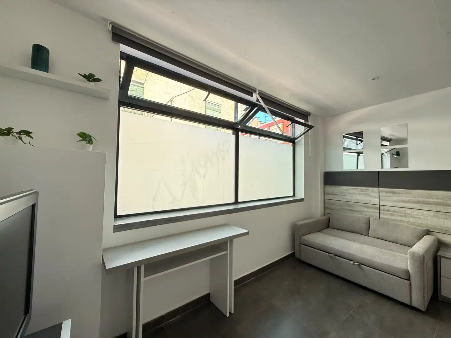 Estudio con terraza en alquiler en Calle del Naranjo, imagen 6