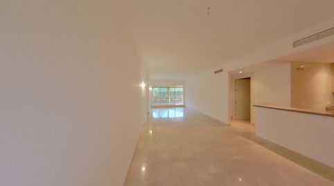 Foto 3 de Piso en venta en Urb Santa María Village, Elviria, Marbella