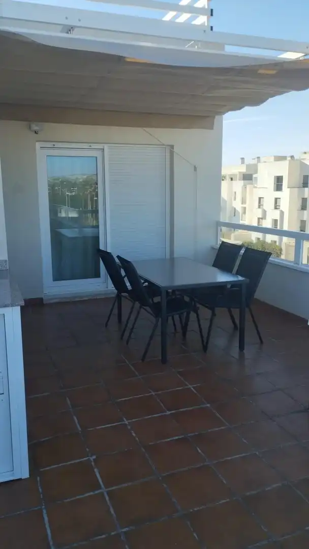 Terrasse von Dachboden zur Miete in Almería mit Klimaanlage, Terrasse und Möbliert
