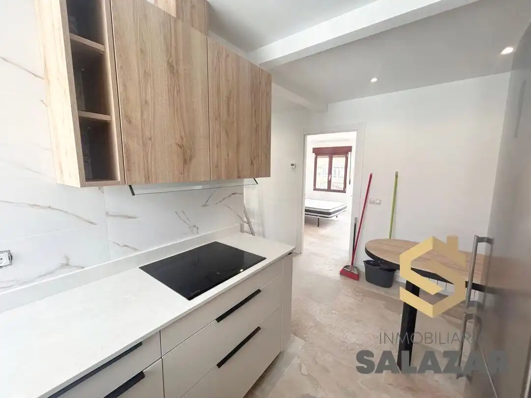 Cocina de Piso de alquiler en Bilbao  con Calefacción