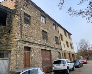 Vista exterior de Casa adosada en venda en Estella / Lizarra amb Jardí privat