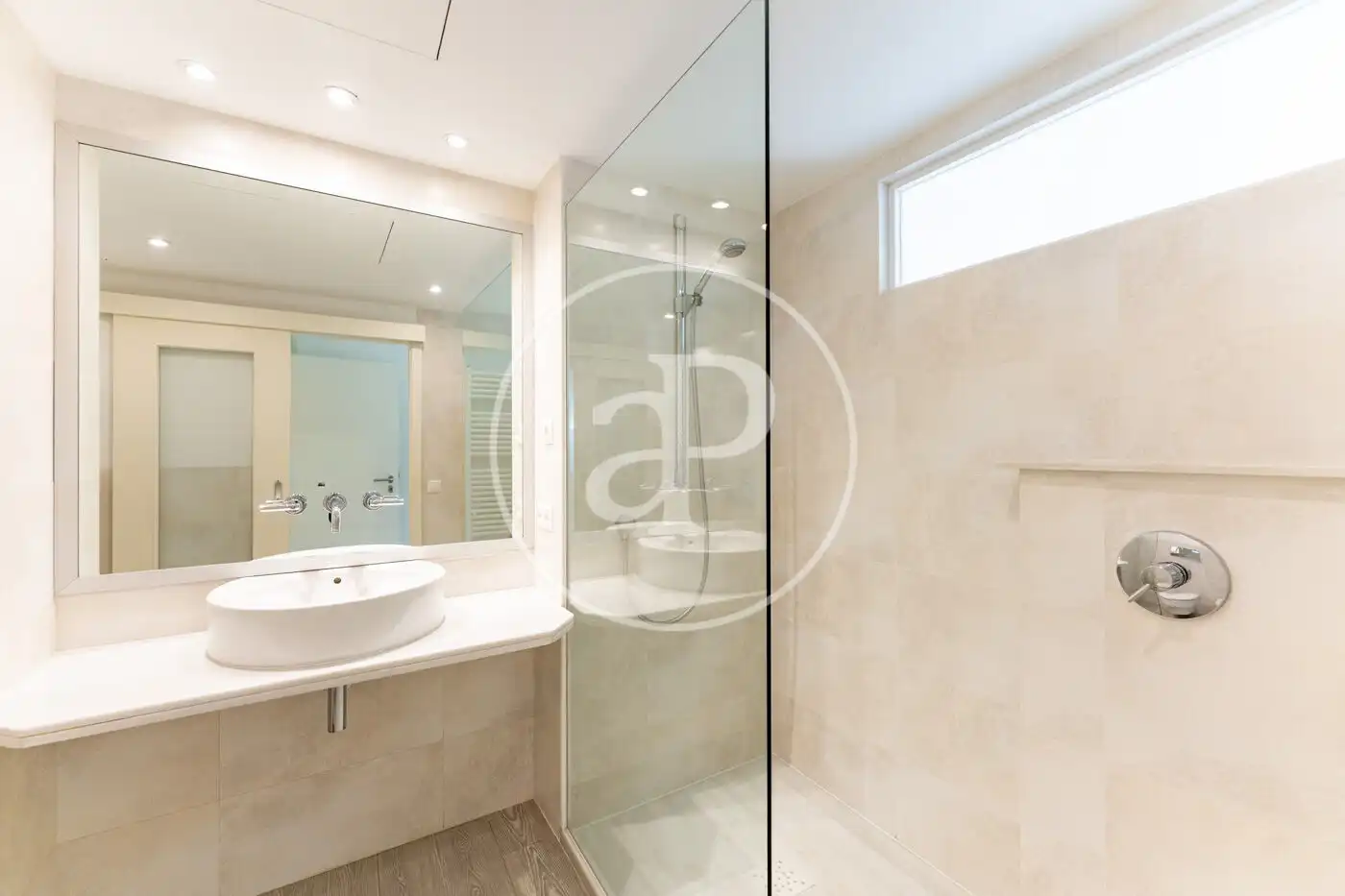 Bathroom of Flat for rent in Calvià  with Air Conditioner, Heating and Private garden