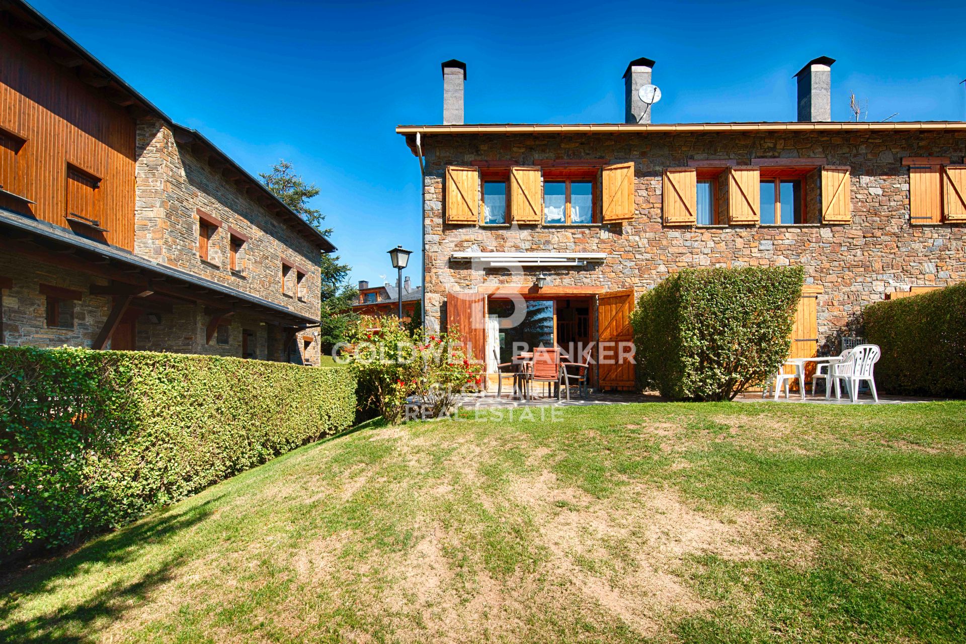 Exterior view of Single-family semi-detached for sale in Llívia  with Heating, Private garden and Parquet flooring