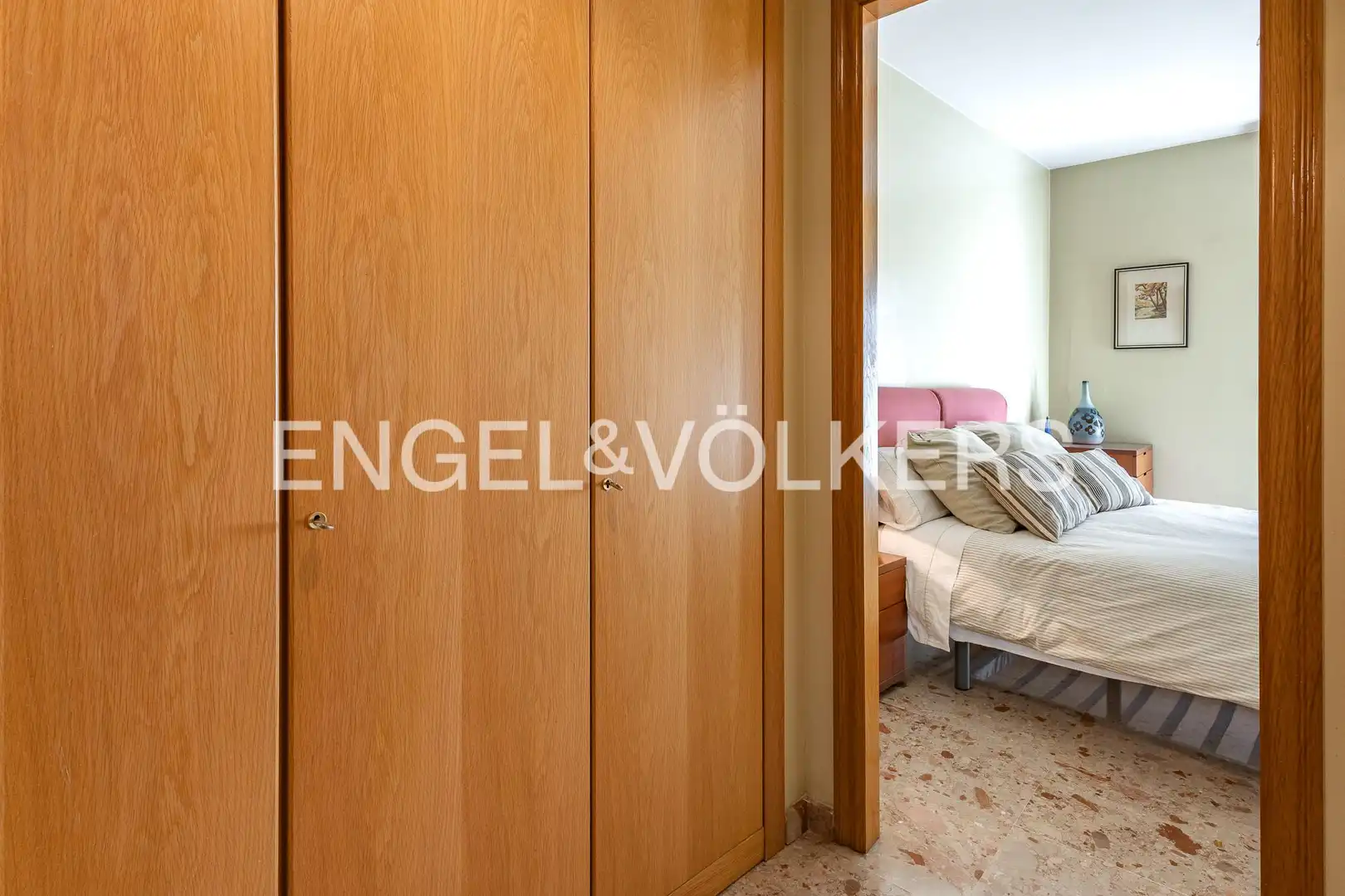 Piso en venta en Terrassa con Aire acondicionado, Calefacción y Terraza
