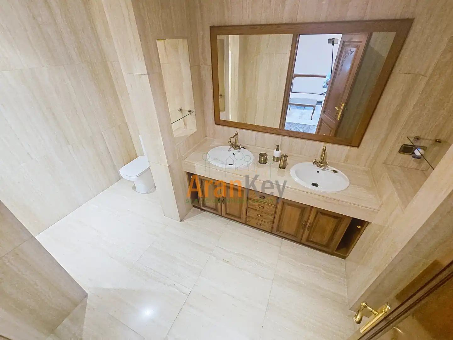 Bathroom of Houses for sale in Aranjuez  with Air Conditioner, Heating and Private garden