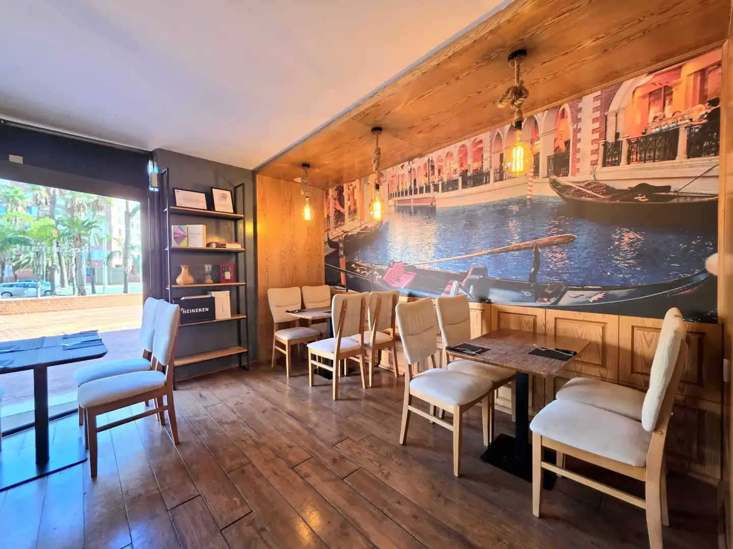Commercial properties for rent in Sant Martí