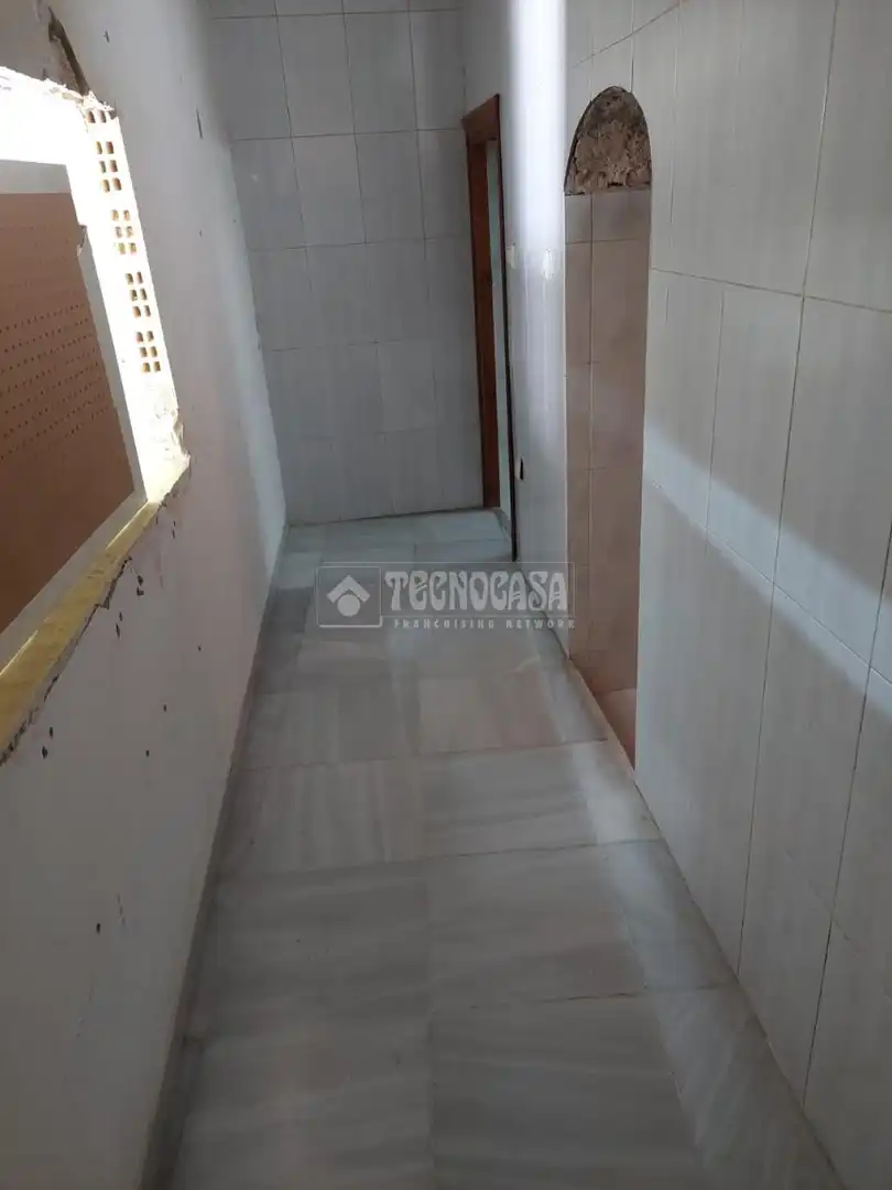 Commercial properties for sale in Marchena
