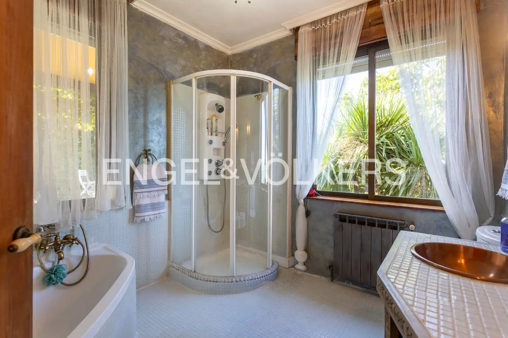Bathroom of Houses for sale in Bareyo  with Heating, Private garden and Terrace