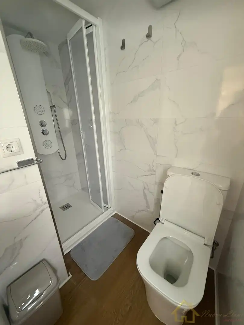 Baño de Dúplex en venta en Lugo con Calefacción, Amueblado y Alarma