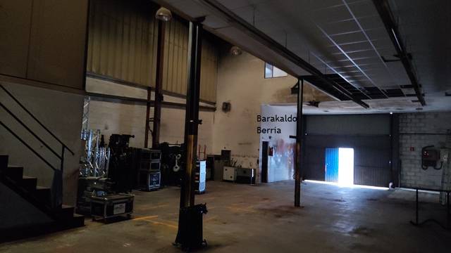 Nave industrial en Alquiler en Calle Zubileta, 25002 en Cruces