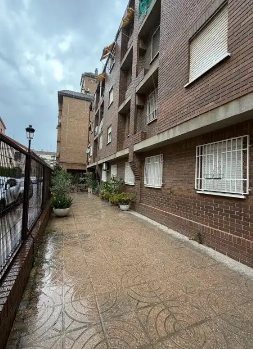 Vista exterior de Pis en venda en Valencia amb Forn i Balcó