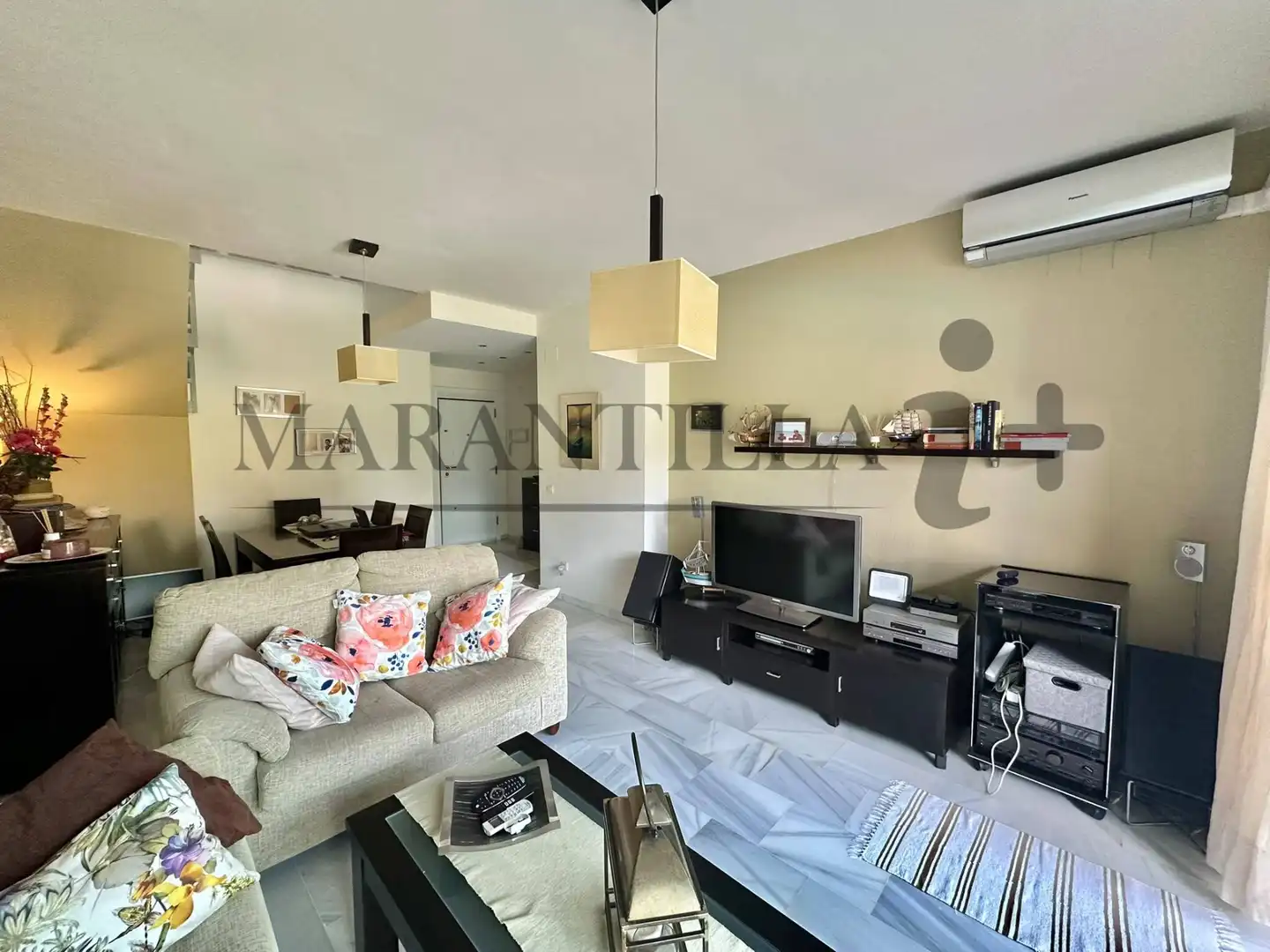 Sala d'estar de Àtic en venda en Islantilla amb Aire condicionat, Terrassa i Moblat