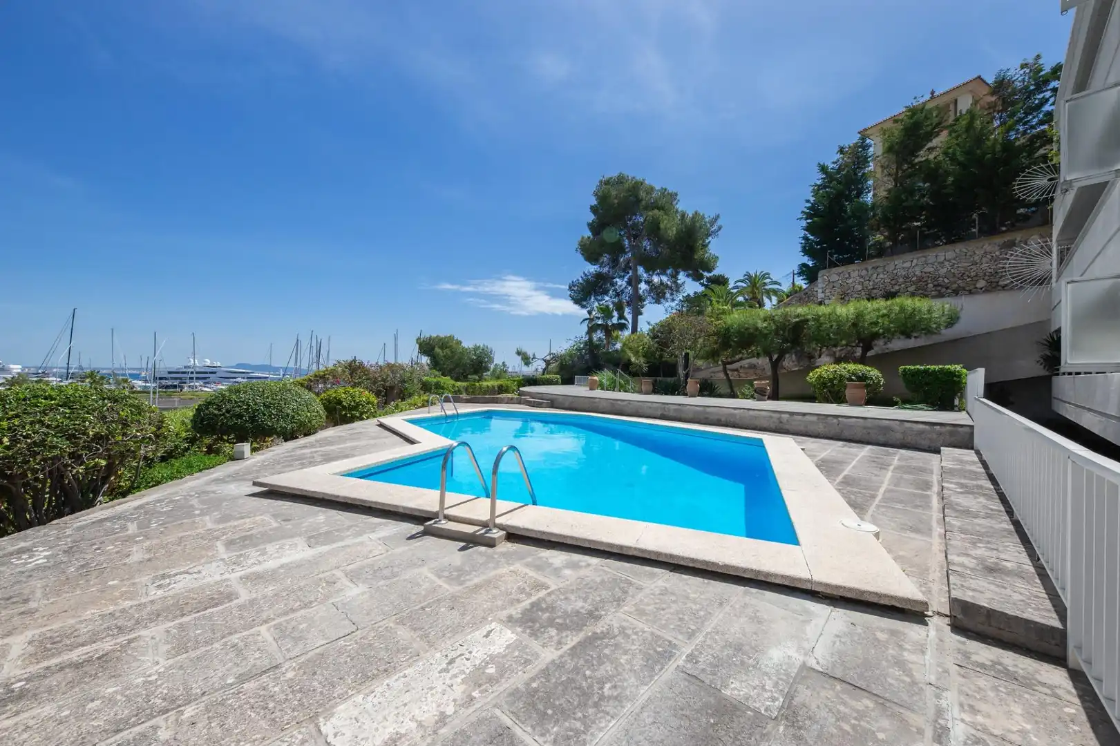 Schwimmbecken von Wohnung zur Miete in  Palma de Mallorca mit Klimaanlage, Heizung und Terrasse