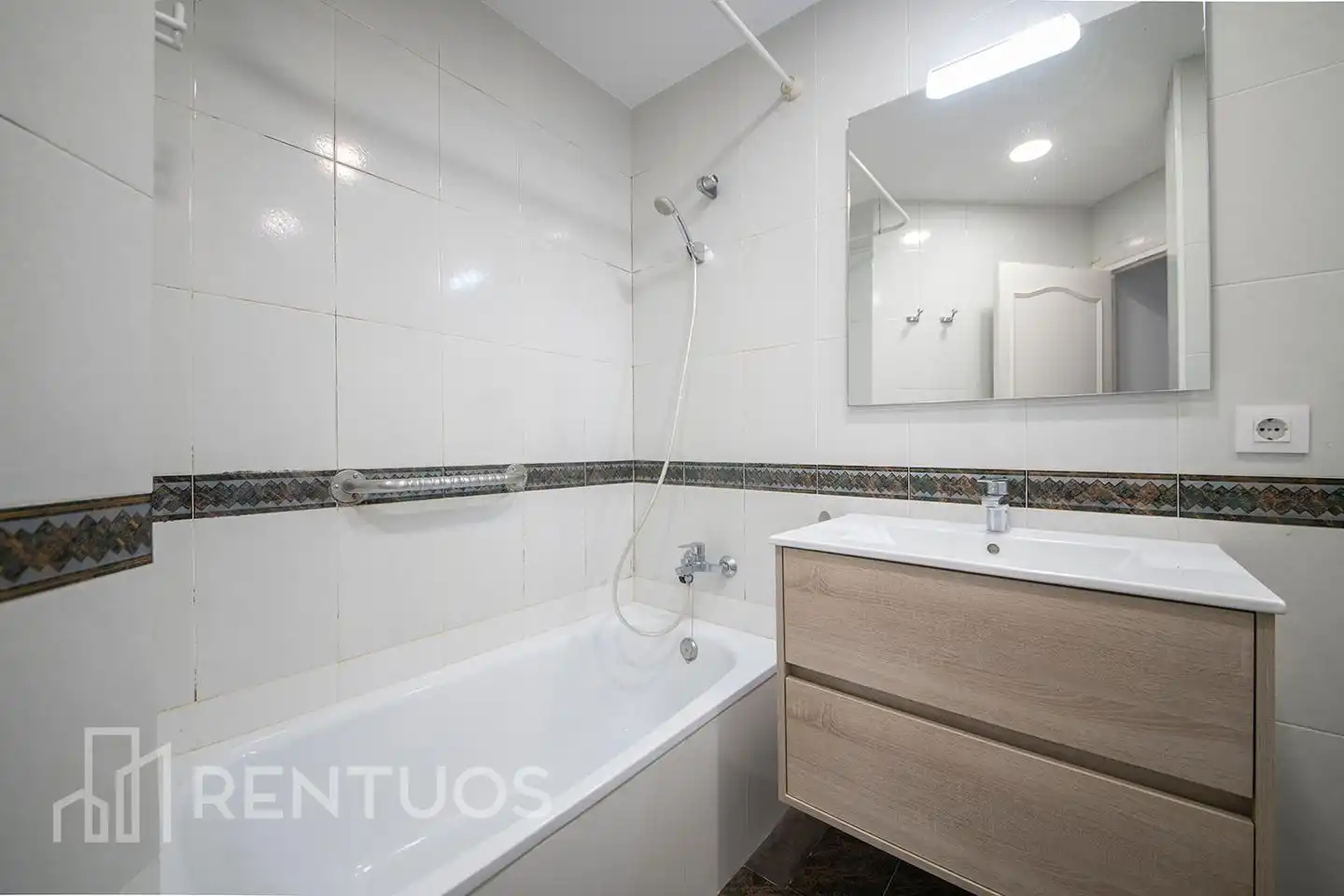 Piso en venta en De La Marina, Sagrada Família