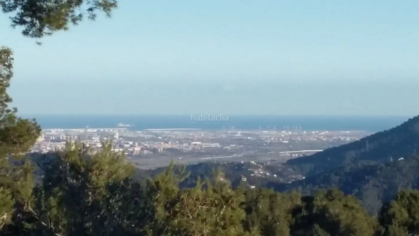 Terreny residencial en venda a Carrer Mestra Adela Cardona 133, imagen 4