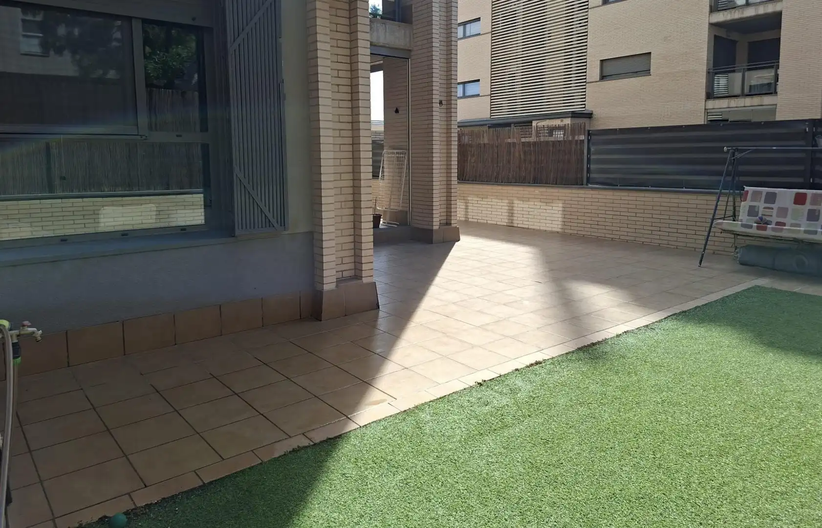 Terraza de Planta baja en venta en Paterna con Aire acondicionado, Calefacción y Jardín privado