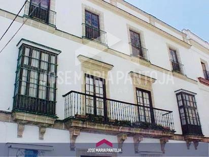 Vista exterior de Casa o xalet en venda en Jerez de la Frontera amb Terrassa i Balcó