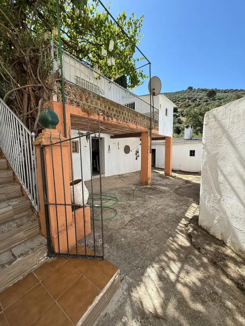 Casa in vendita a Iznájar