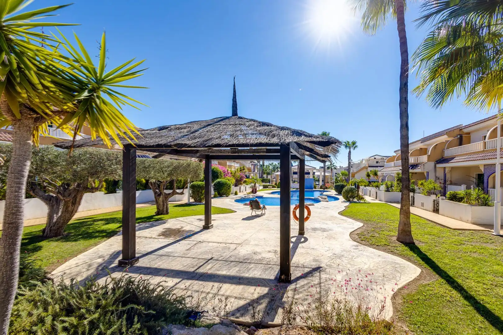 Vista exterior de Apartamento en venta en Rojales con Terraza y Piscina comunitaria