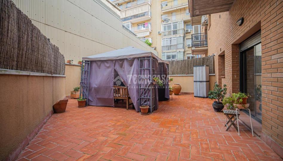 Foto 1 de Piso en venta en Carrer de Marinel·lo Bosch, Cementiri Vell, Barcelona