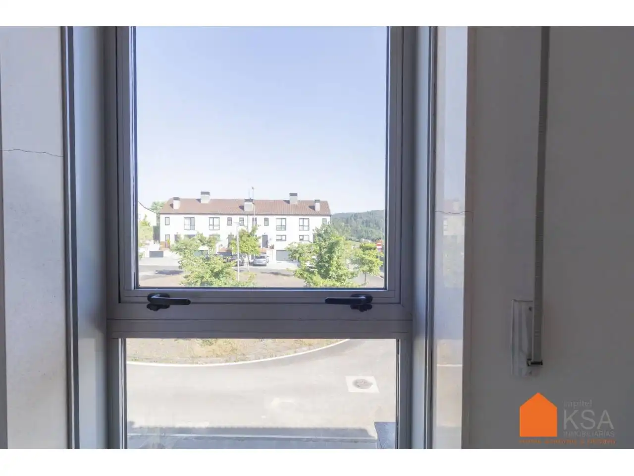 Habitación de Casa adosada en venta en Santiago de Compostela  con Jardín privado, Parquet y Terraza