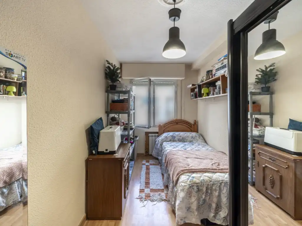 Bedroom of Flat for sale in Centro