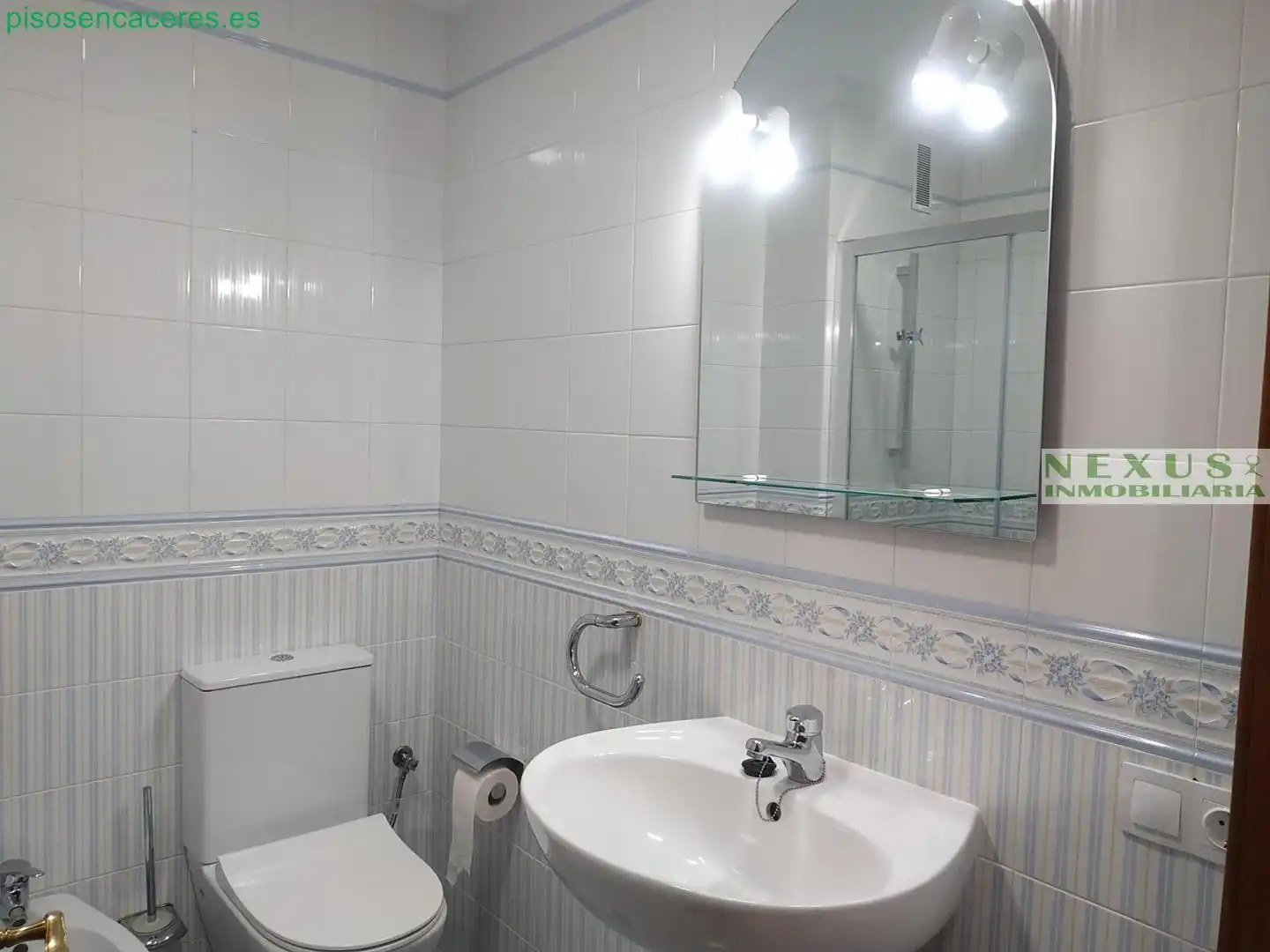 Bathroom of Flat for rent in Cáceres  with Air Conditioner and Heating